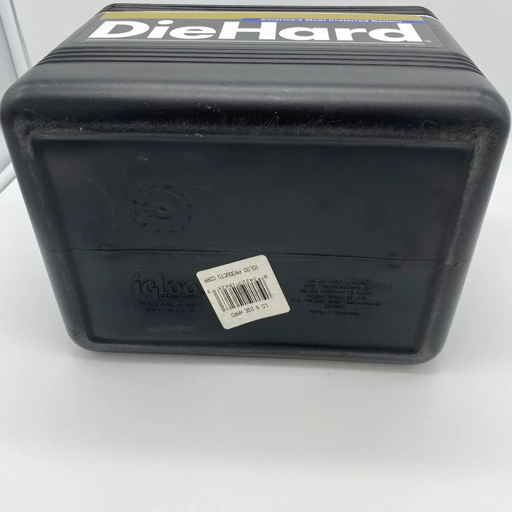 Igloo DieHard Battery Novelty Personal Cooler Black White Retro Automotive Style